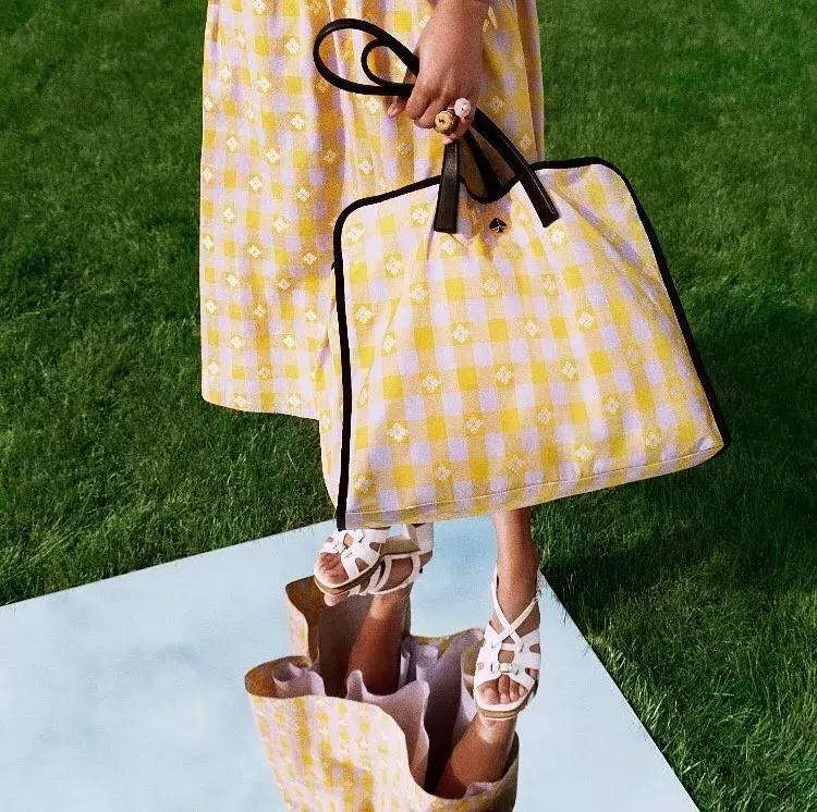 品牌女包包推荐网红款2022年新款,最近两年流行的包包品牌