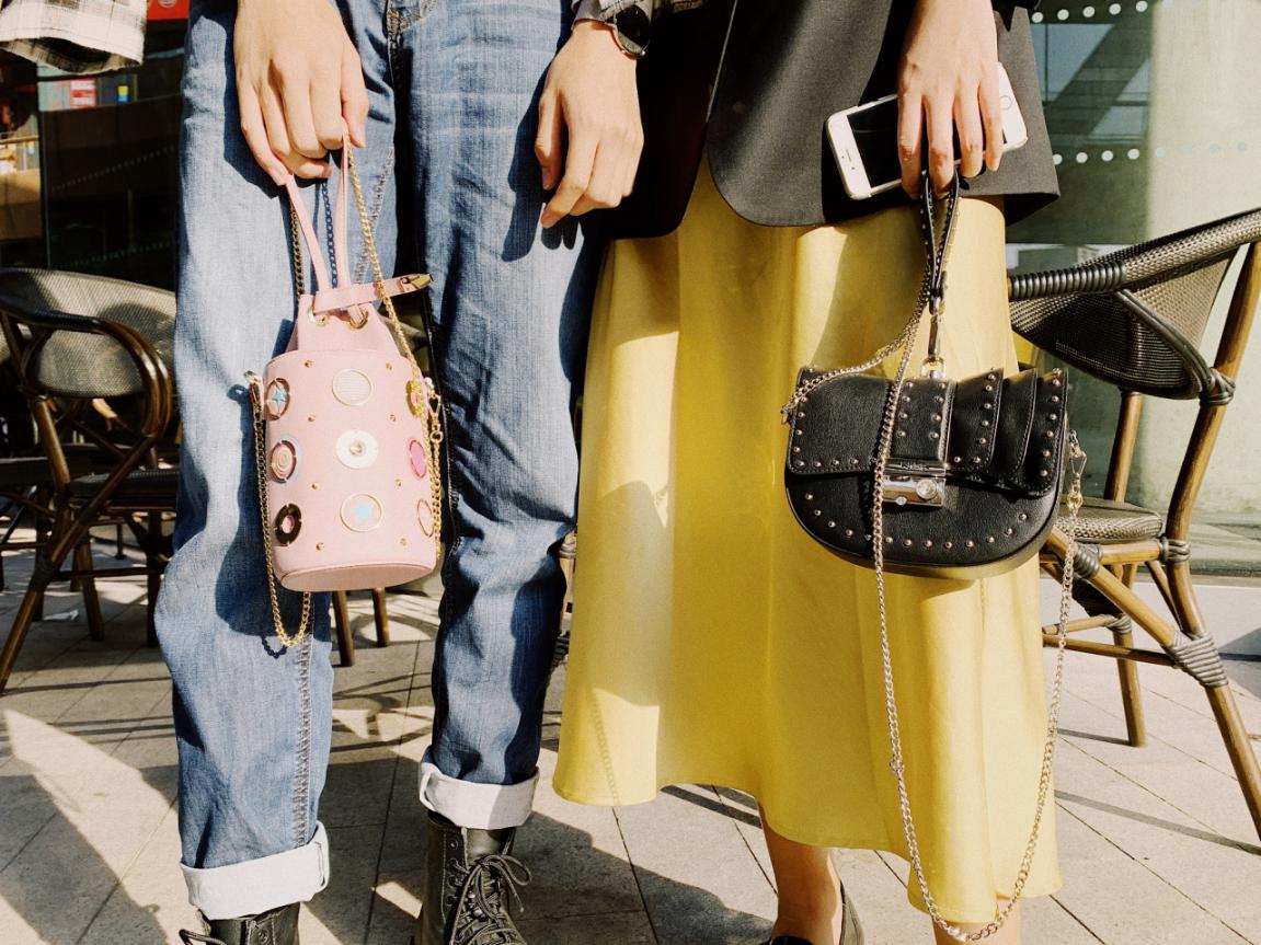 刘雯露腰针织上衣,大表姐刘雯同款巴洛克毛衫穿搭