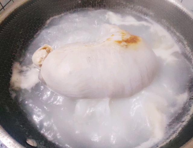 热天胡椒猪肚鸡的正确做法,汤浓肉嫩胡椒猪肚鸡视频