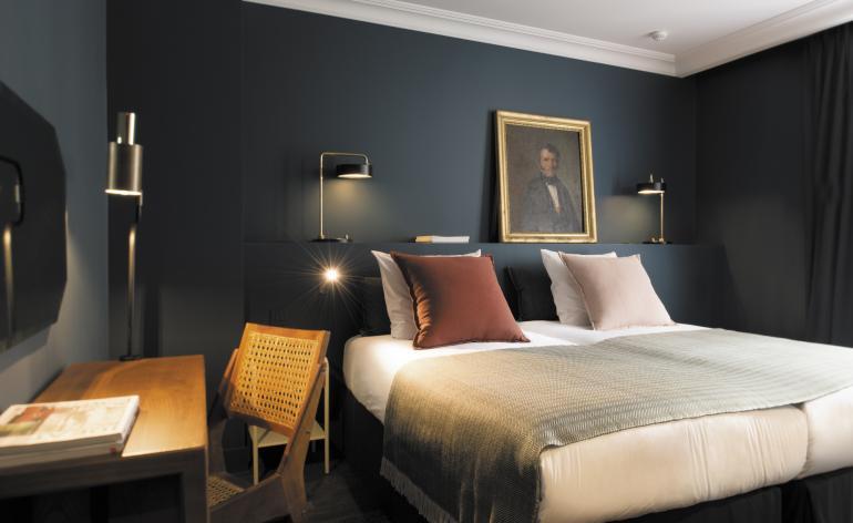 巴黎旅游住哪个酒店好,巴黎最值得住的酒店