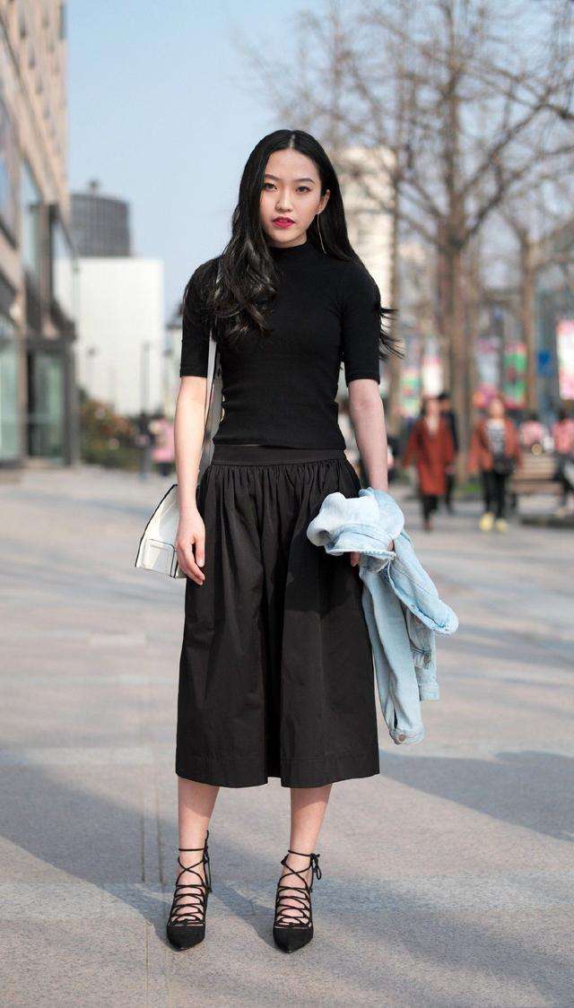 脱掉你的老爹鞋吧，今年流行的是“吊兰鞋”，高雅不过时明星都爱