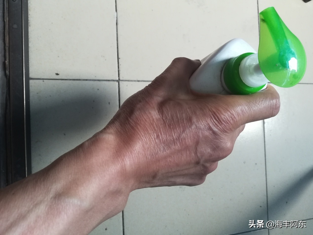 「原创」海丰阿东:上锁的消毒液告诉了我们什么?