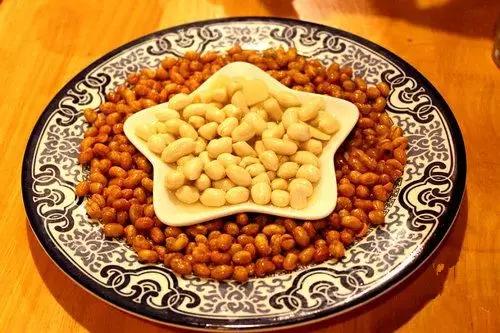 当土掉渣的菜遇到惊艳的名字，身价竟然翻了几番！