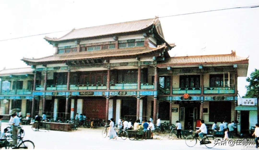 再一次来到城隍庙曾经奋斗的地方,最后看一眼告别什么梗