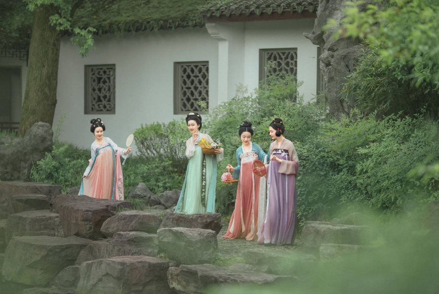 描写生辰的诗词,古风贺生辰诗词