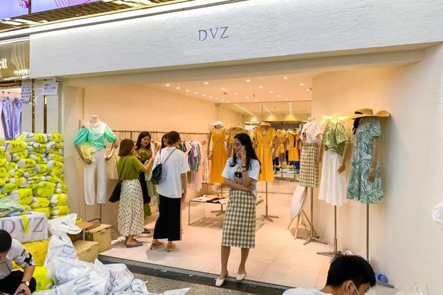 服装批发商进货渠道什么网站好,服装货源批发平台哪个靠谱