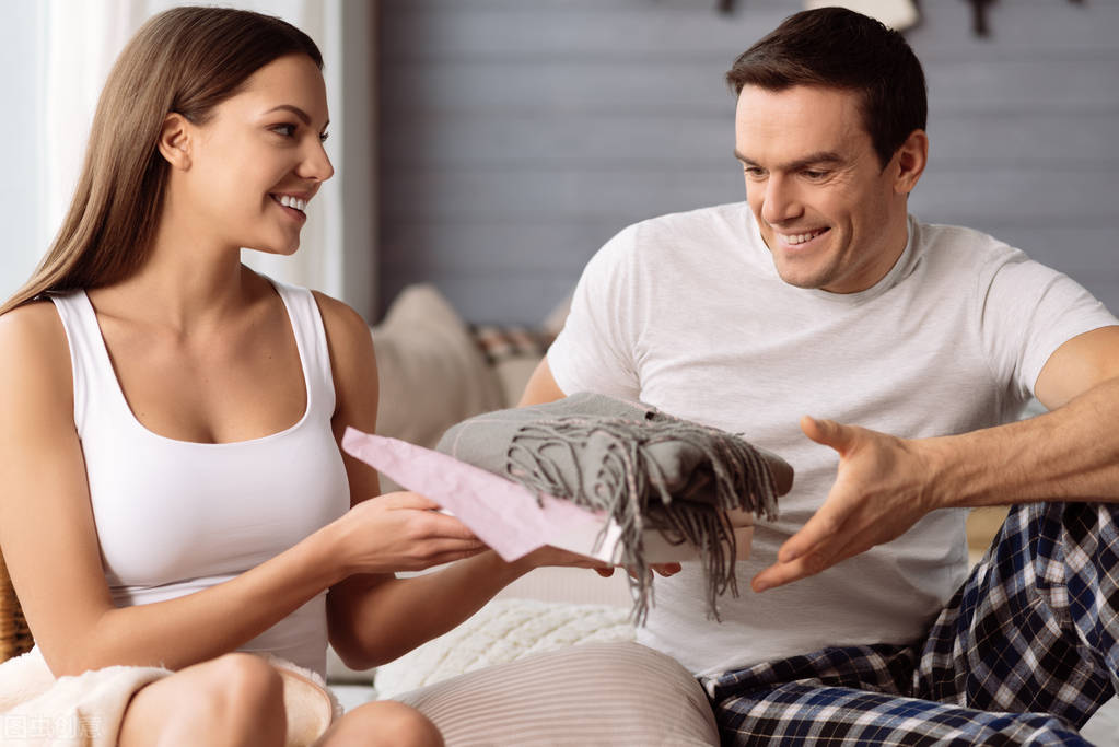 男朋友通常对女朋友怎么称呼,男朋友常叫女朋友的10种称呼