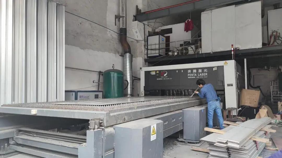 20000w激光切割机用多粗的线,大族20000瓦激光切割机