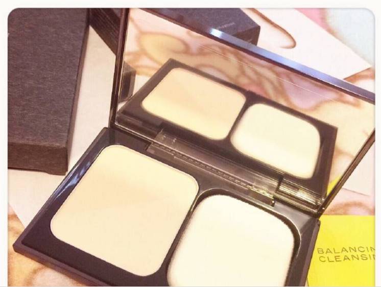 散粉粉饼傻傻分不清你用对了吗,蜜粉散粉区别真假