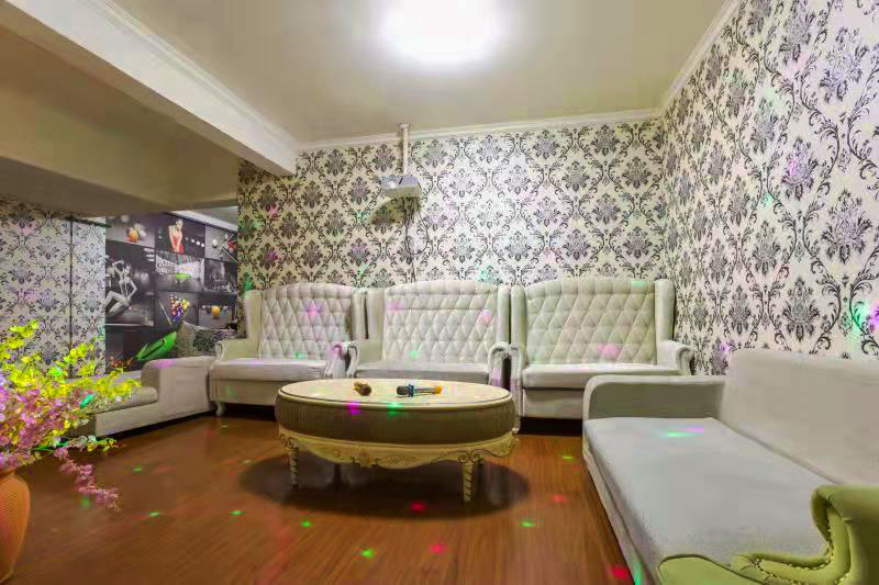 上海美兰湖轰趴馆价格,上海美兰湖别墅轰趴价格