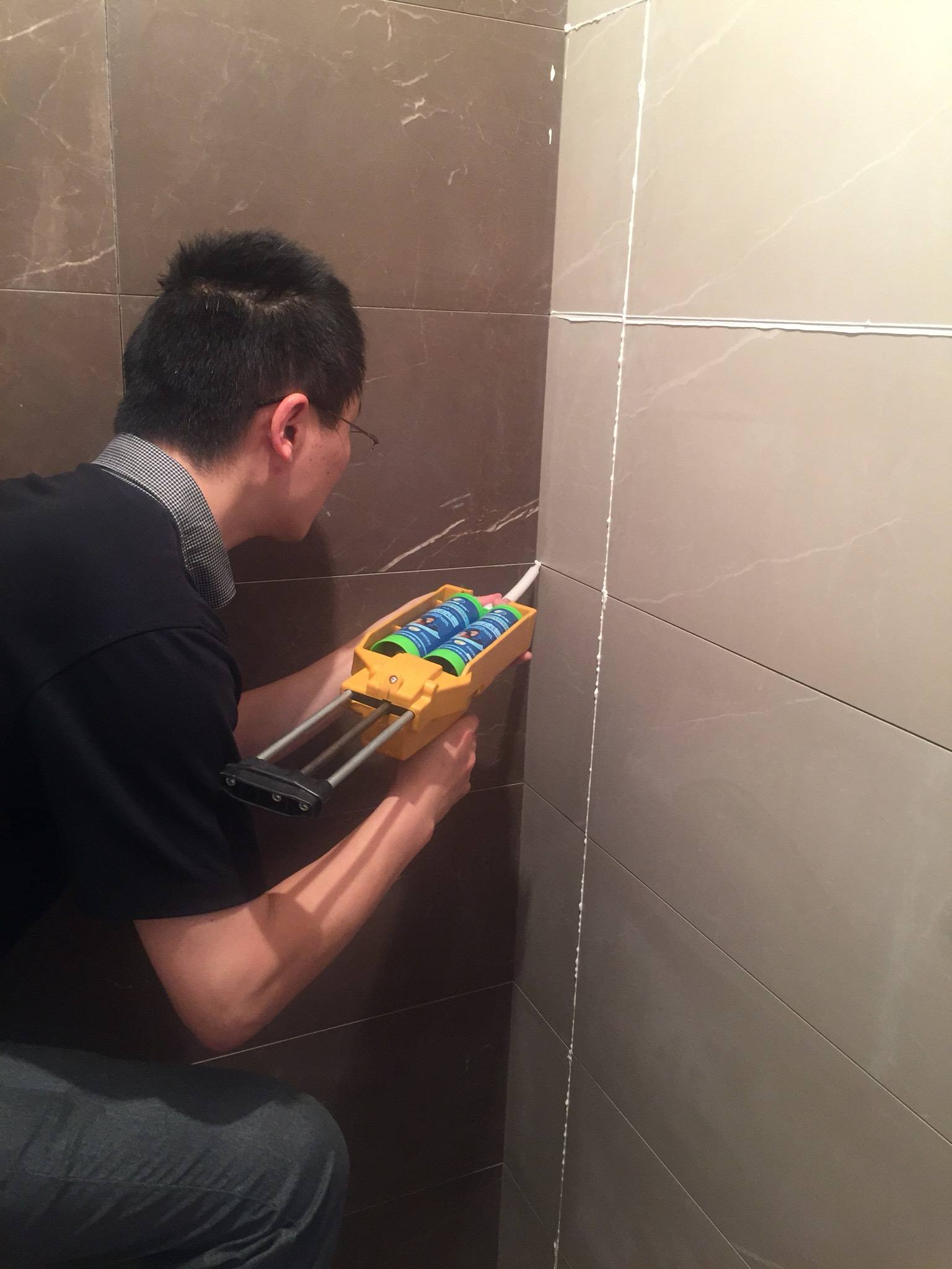 请人做瓷砖美缝注意事项和禁忌,贴瓷砖到底要不要做美缝