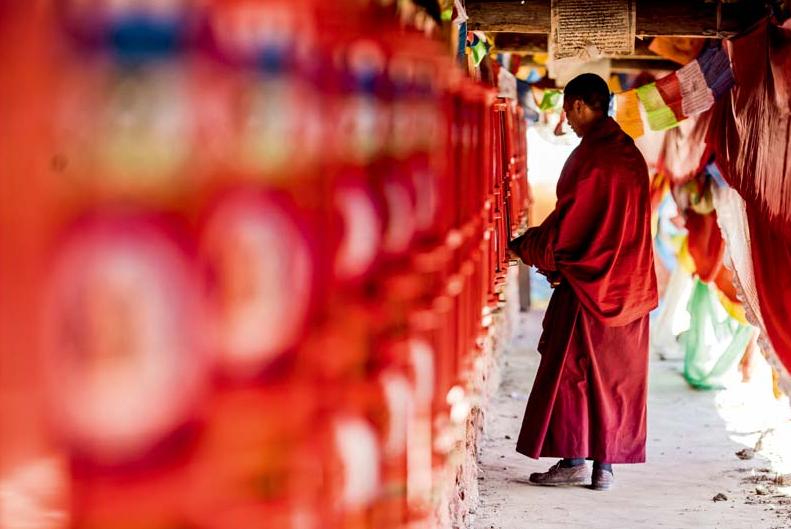 去寺庙里烧香有什么忌讳,去寺庙上香注意事项