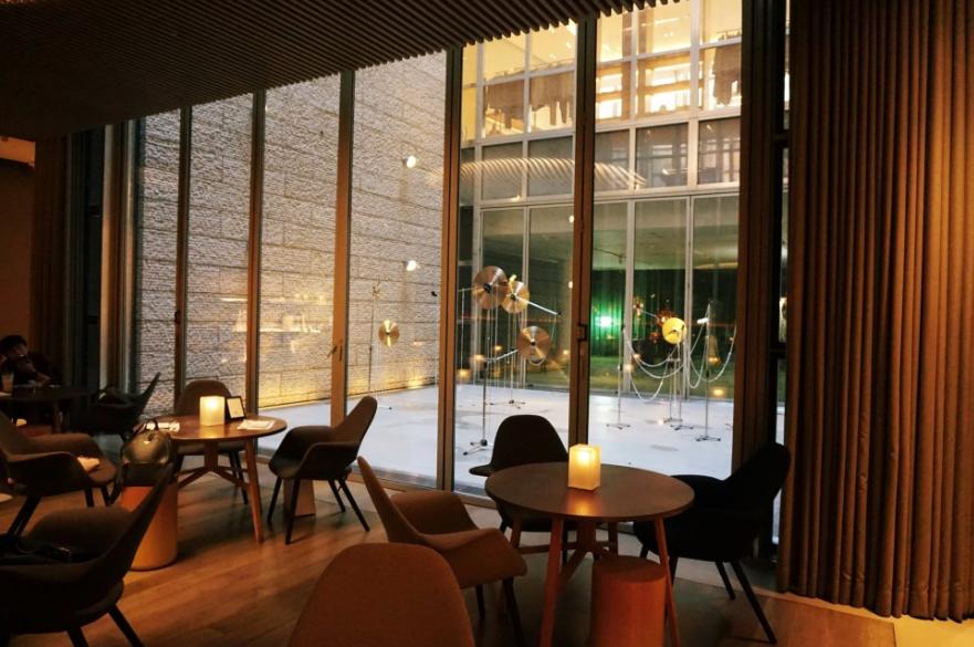 开咖啡馆的小确幸，奢侈品牌也要有