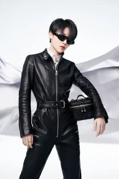 欧洲版“李佳琦”越来越多！法国人抢完“双11”要进直播间买了？