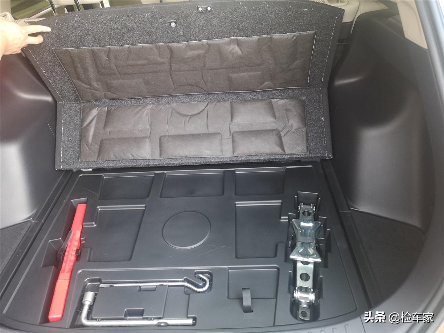 2年才贬值1万块，11万买辆奶爸车本田杰德，竟然比GL8还好用？