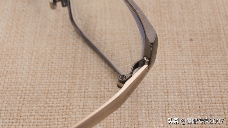 日本SPIVVY眼镜介绍，以及SPIVVY纯钛眼镜的修理维修