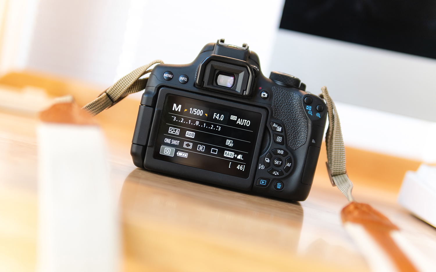 佳能最入门单反eos700,入门单反相机佳能eos60d