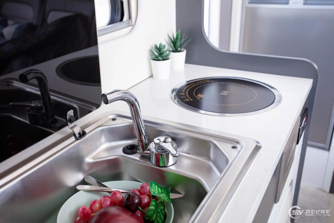 上汽大通maxust90房车,上汽maxus全新v90b型房车