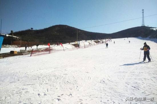 石家庄元旦滑雪,想滑雪去重庆哪个滑雪场好