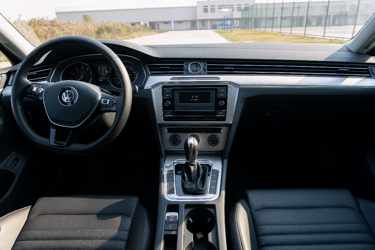 ea211发动机1.4t迈腾车够用吗,迈腾1.4t值得买吗测评