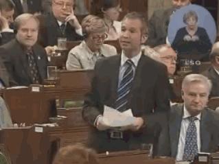 不是药嗑多了，加拿大怎么可能制造出这种“毒器”？｜局器