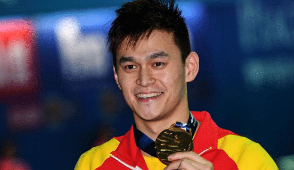 孙杨19年世锦赛夺冠未与谁合影,拒绝和孙杨合影的选手