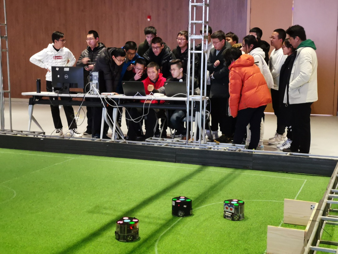 浙大机器人集训,浙江大学机器人训练营