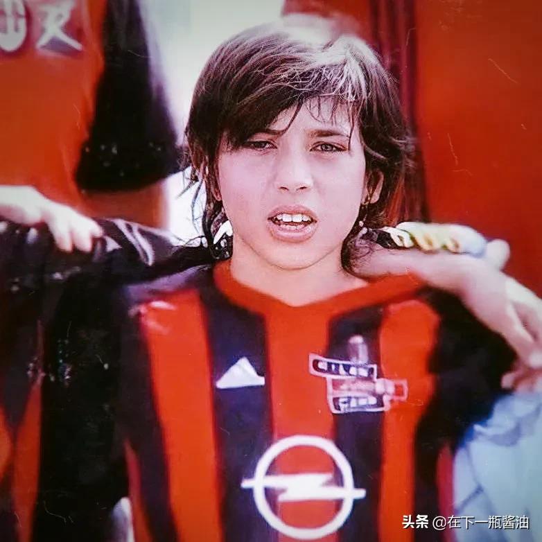 欧洲足坛转会2023,曼联米兰转会消息