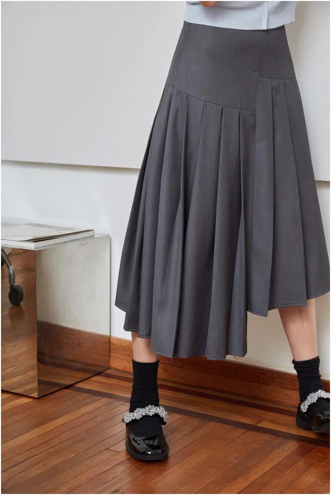 超减龄穿搭法则被杨超越狠狠拿捏,杨超越水手服穿搭