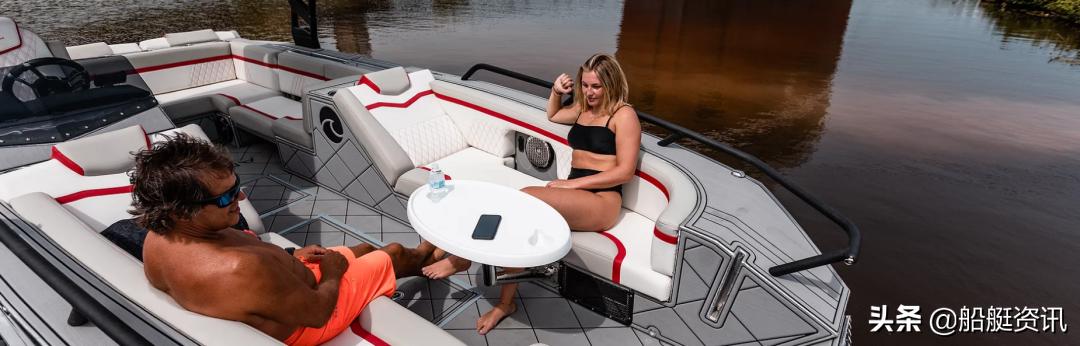 尾波冲浪船型区别,尾波冲浪船型怎么选