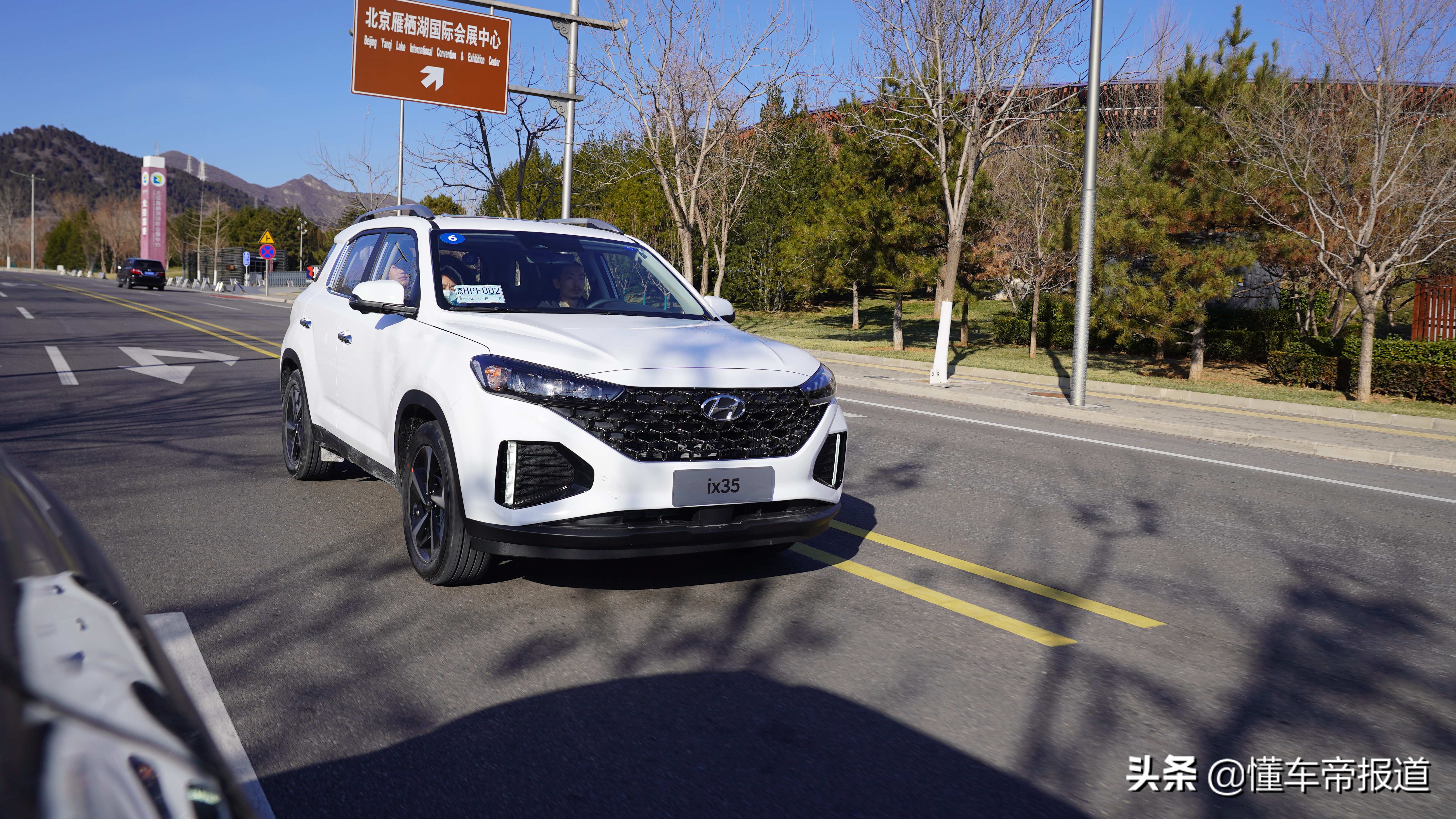 现代ix352.0准新车,现代ix35新款2.0试驾