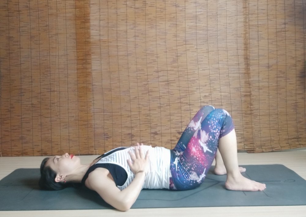 肋骨外翻、腹肌虚弱，这样呼吸，效果更好