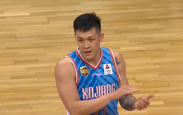 *疆新**惜败全因1人昏庸，关键2大昏招葬送比赛，被杰克逊投进绝杀球