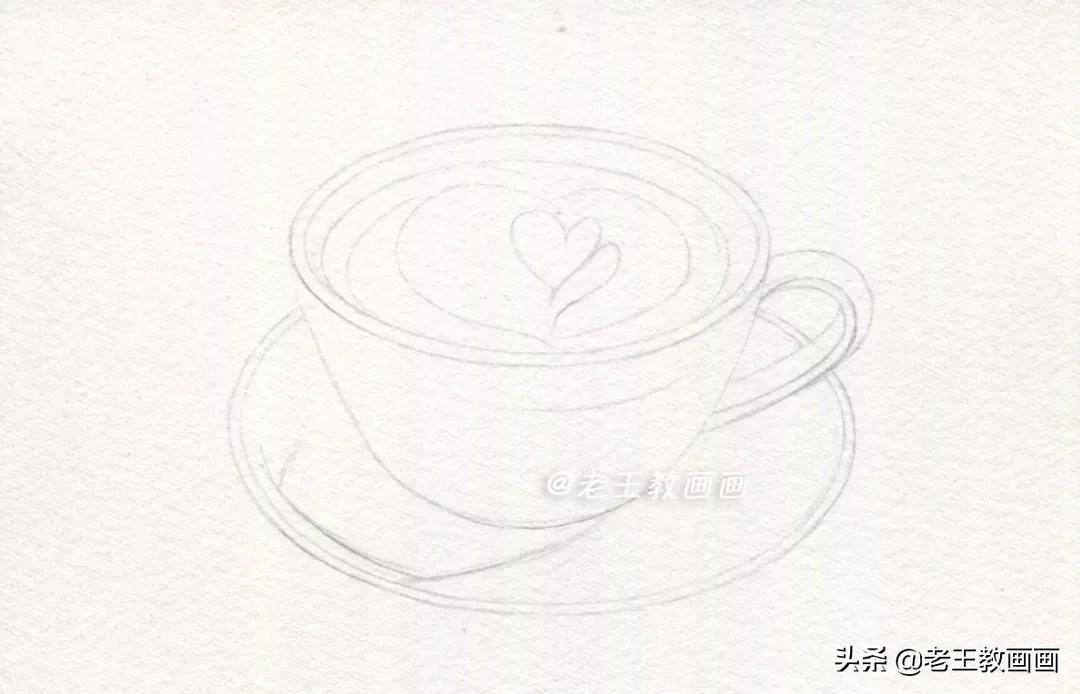 用水溶彩铅画一幅画,画拿铁咖啡彩铅有难度