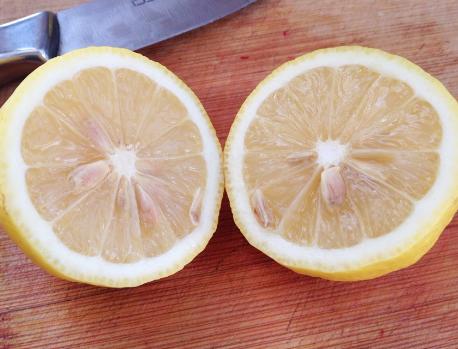 用新鲜的牛奶做奶酪有教程吗,奶酪不用买只需3种材料轻松自制