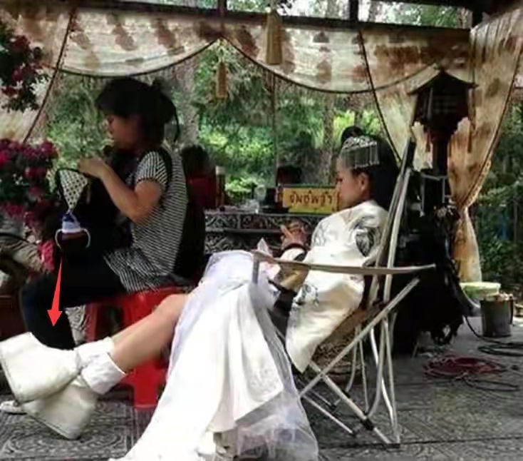 脸很美身材却减分的8位女星,只能看脸不能看身材