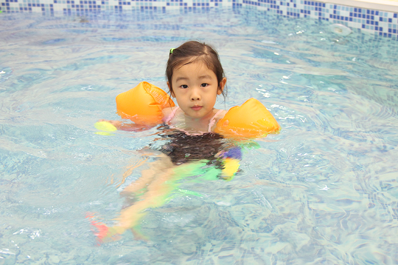 亲子游泳馆加盟费用多少,母婴游泳馆加盟电话大全