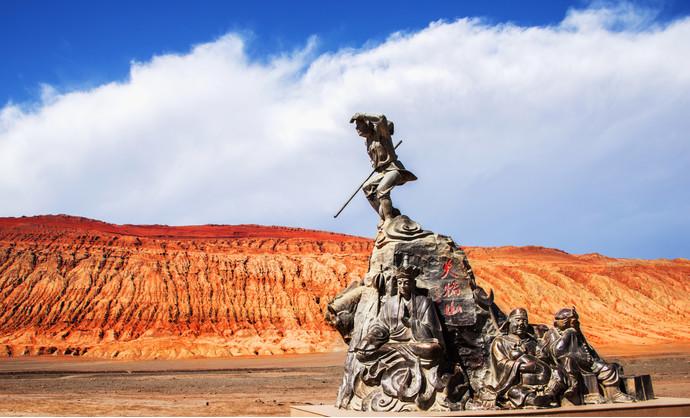 去新疆不跟团不自驾怎么玩,普通人不跟团去重庆自由行