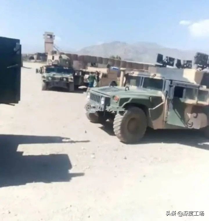 悍马500万越野车,5000万的悍马越野