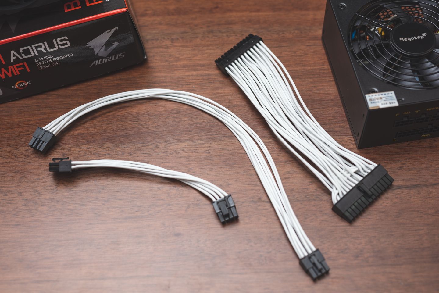 itx小钢炮需要什么,itx白色小钢炮安装教程