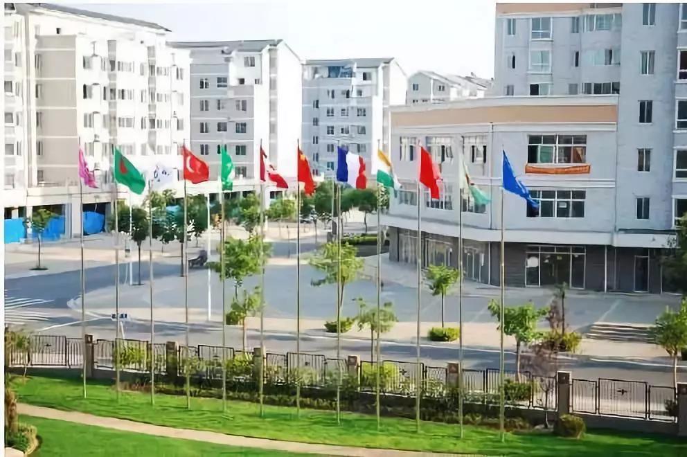 郑州高途学校学费,郑州贵族学校