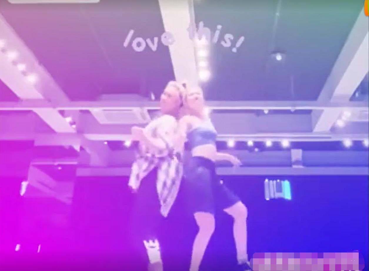 郑少秋之女郑欣宜拖200斤肉跳舞,减肥数次失败,遗传妈妈没办法