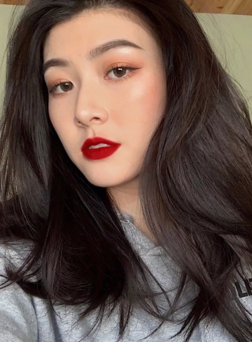 强势吊打405,阿玛尼这支新色你一定要有