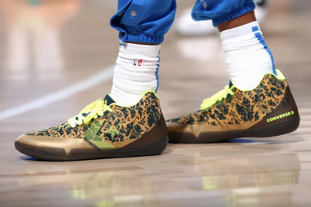 nba球员上脚dunk,nba上脚球鞋哈登5