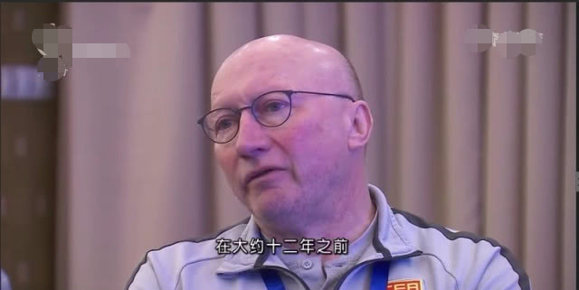 厉害了！足协请来技术大师，中国足球要学瓜迪奥拉的攻势足球了！