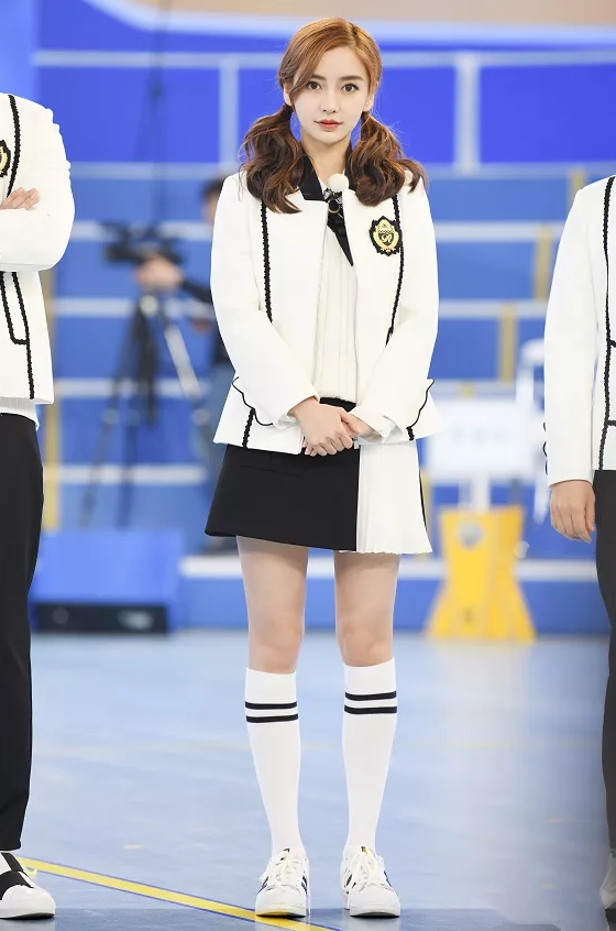 鏃跺皻娼祦榛戣,榛戣涓瓛娼祦