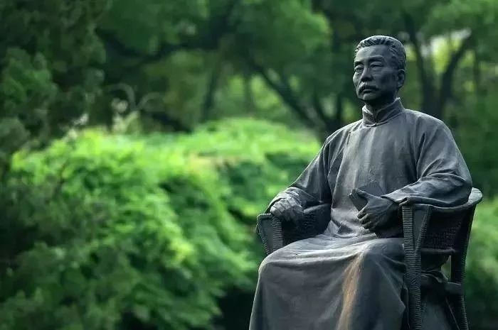 上海地铁18号线沿线有什么好玩的,上海地铁14号线沿途有什么好玩的