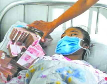 “第一善人”李春平：得富婆亿万遗产却成负累，晚景凄凉