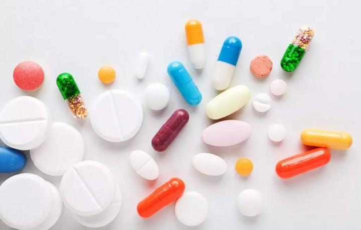 英国留学生活打包清单,英国留学打包行李箱