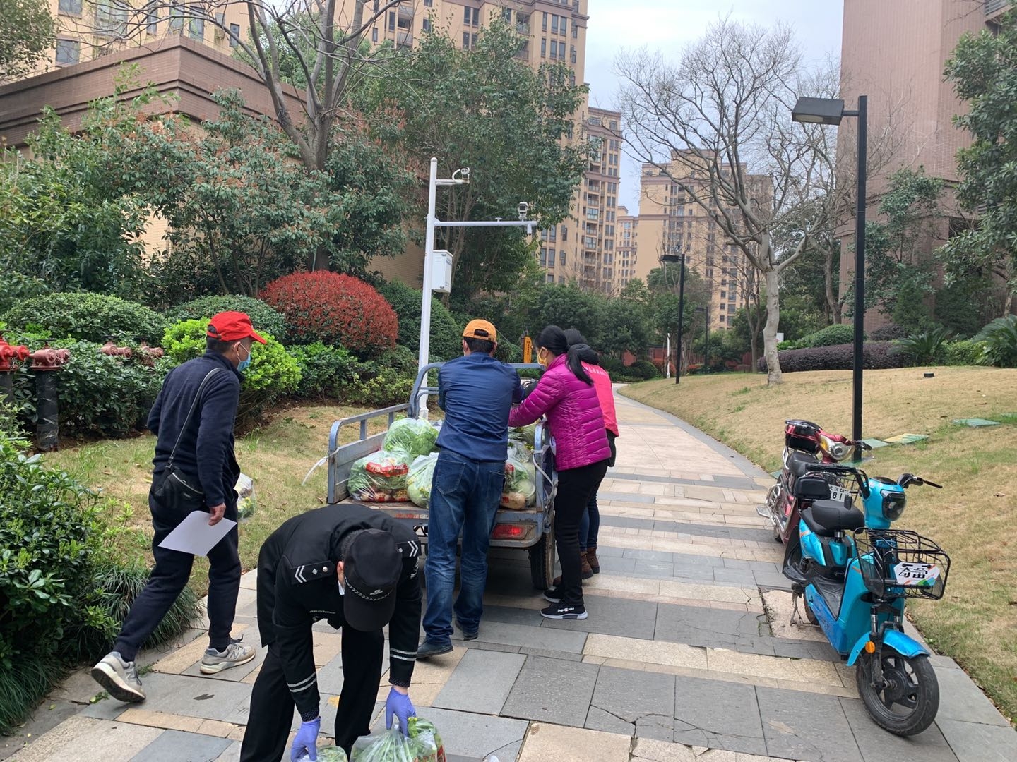 抗击疫情为业主保驾护航,抗击疫情为爱心人士点赞